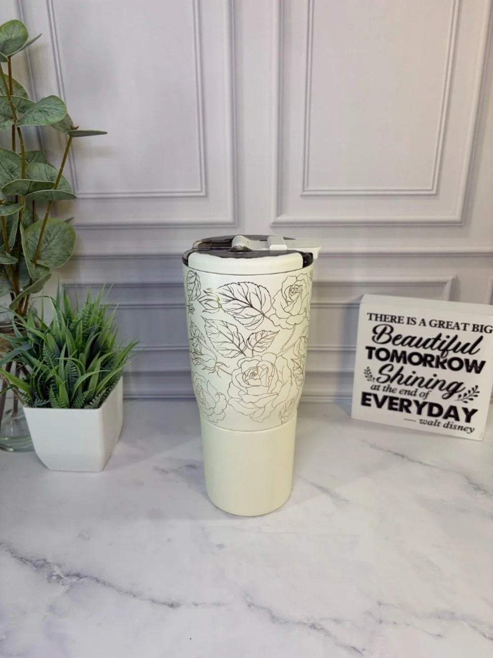 Brumate Enchanted Rose Muv 25oz BNWT